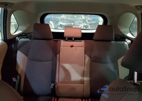 2020 Toyota Rav4 Xle z USA, uszkodzony, nr VIN JTMP1RFV5LD528150